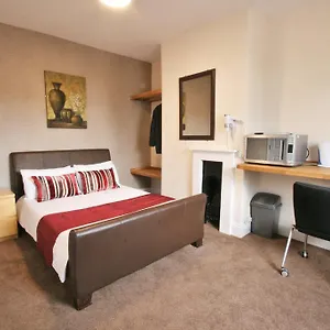 By Roomsbooked Hotel
