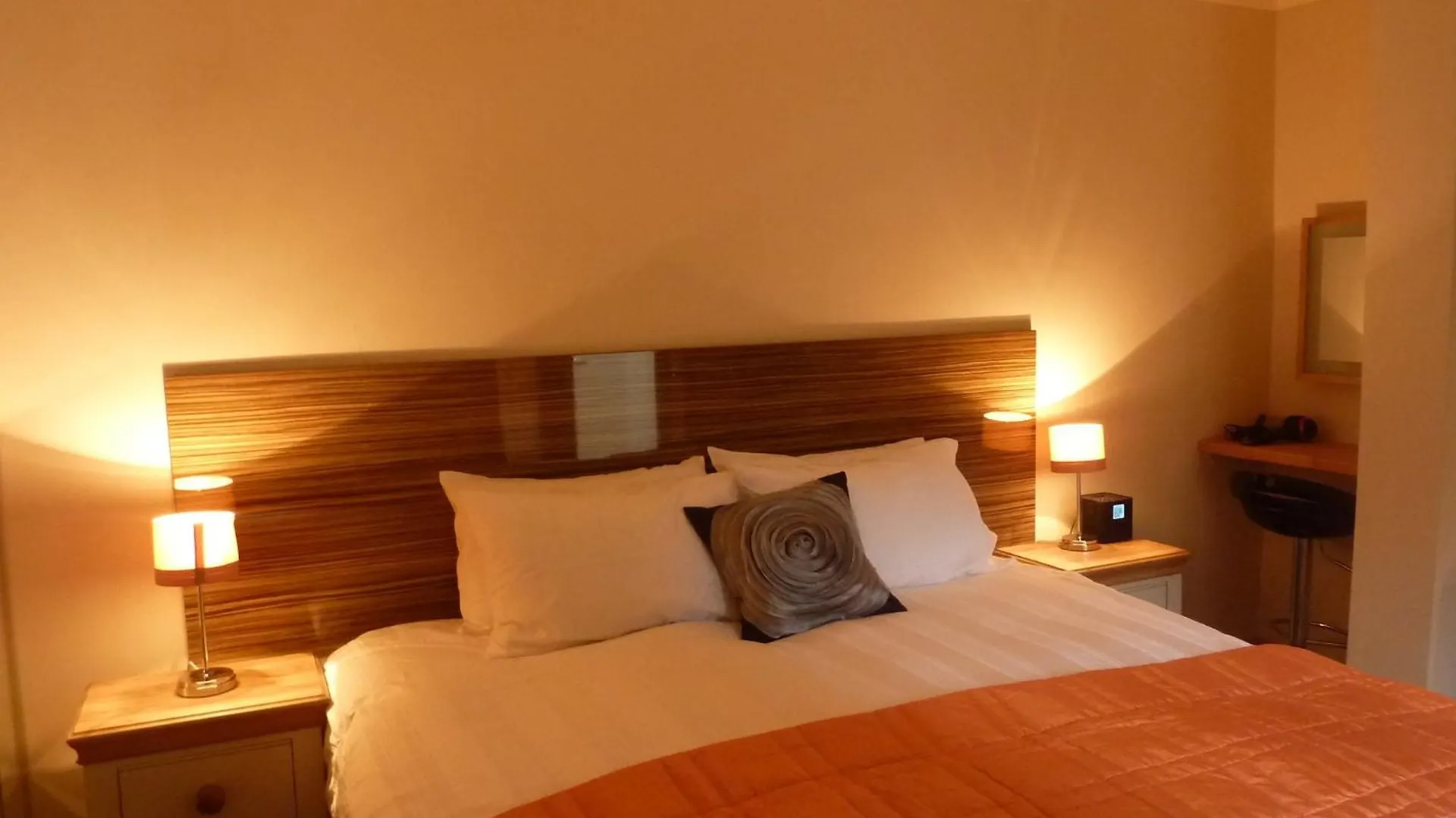 Hewlett Apartments Cheltenham United Kingdom